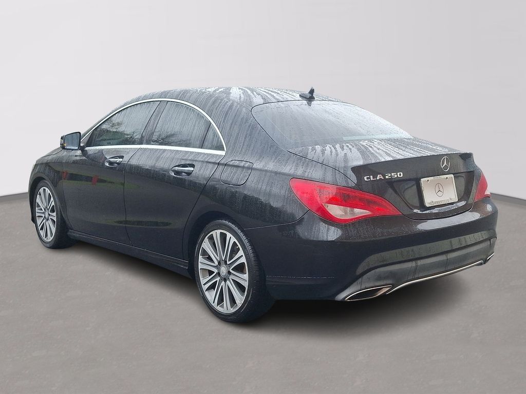 2017 Mercedes-Benz CLA 250 6