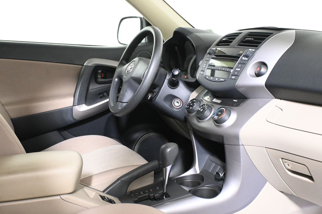Thumbnail: 2007 Toyota RAV4 - 28