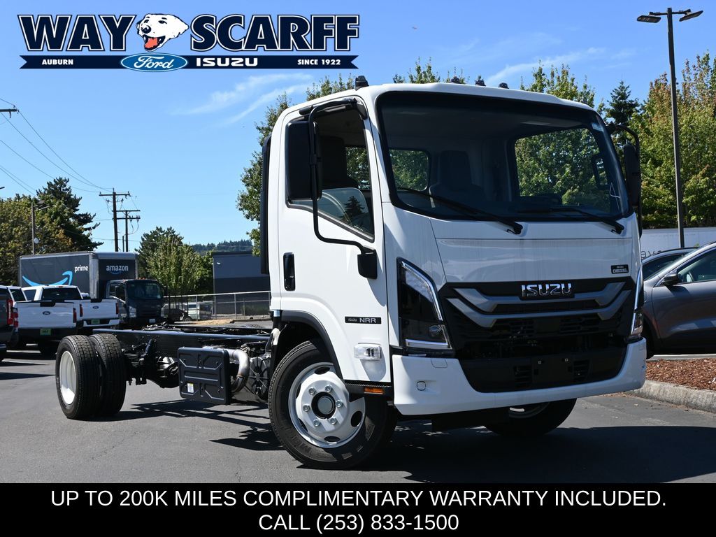 2025 Isuzu NRR 