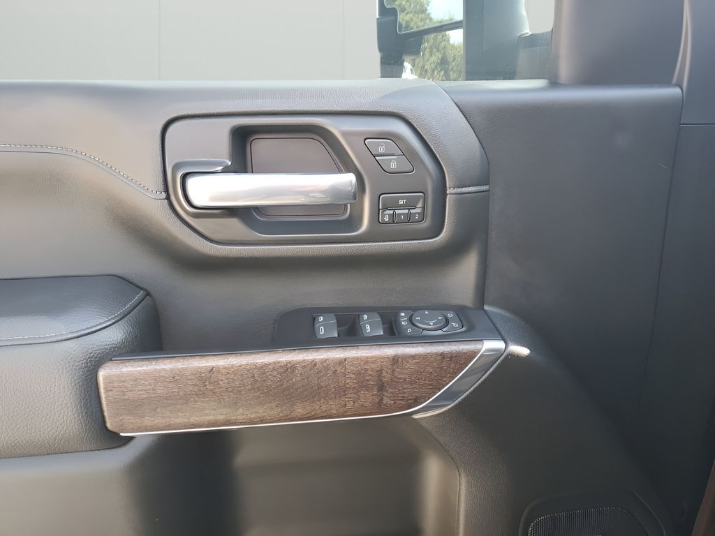 Used Car 2022 Gmc Sierra 3500hd  Denali For Sale Under $70,000 In Austin, Texas