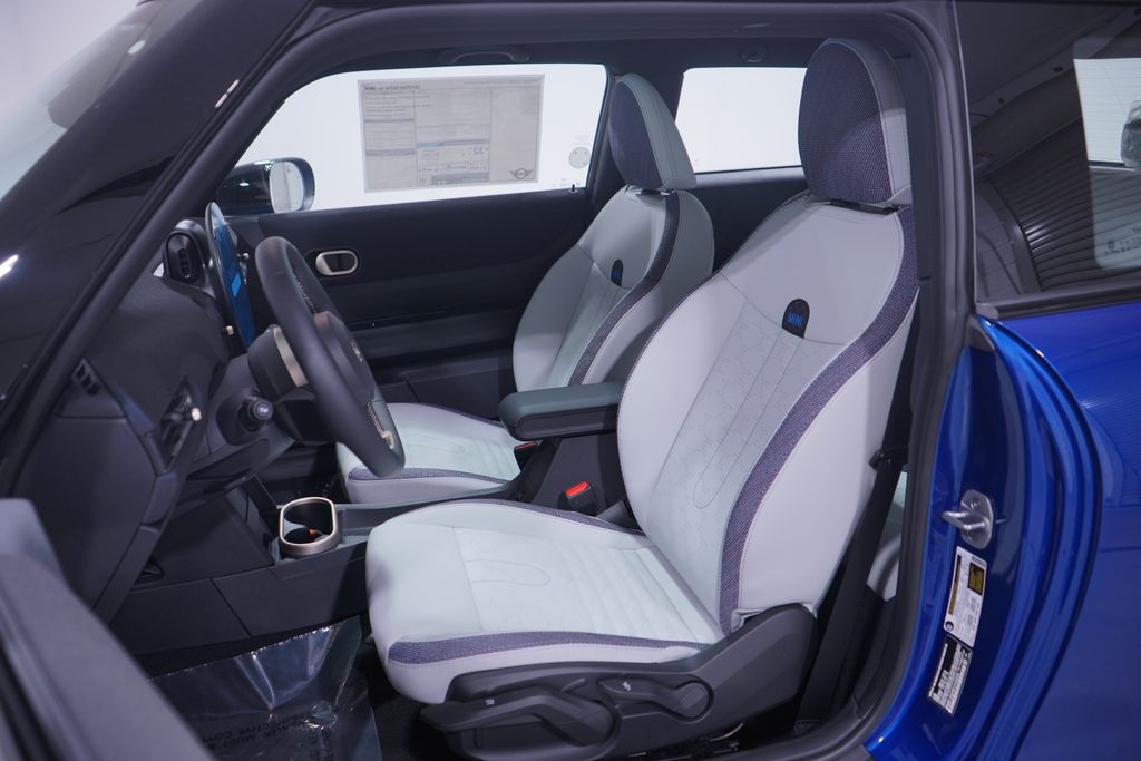 Thumbnail: 2026 MINI Cooper - 7