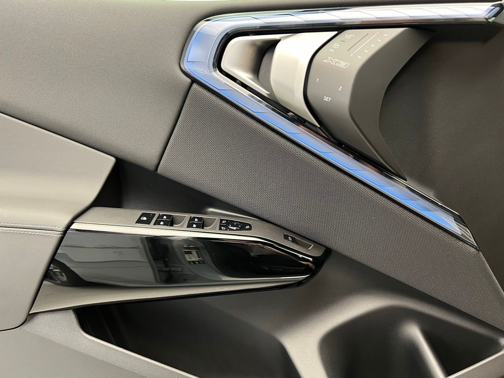 Thumbnail: 2026 BMW X3 - 19