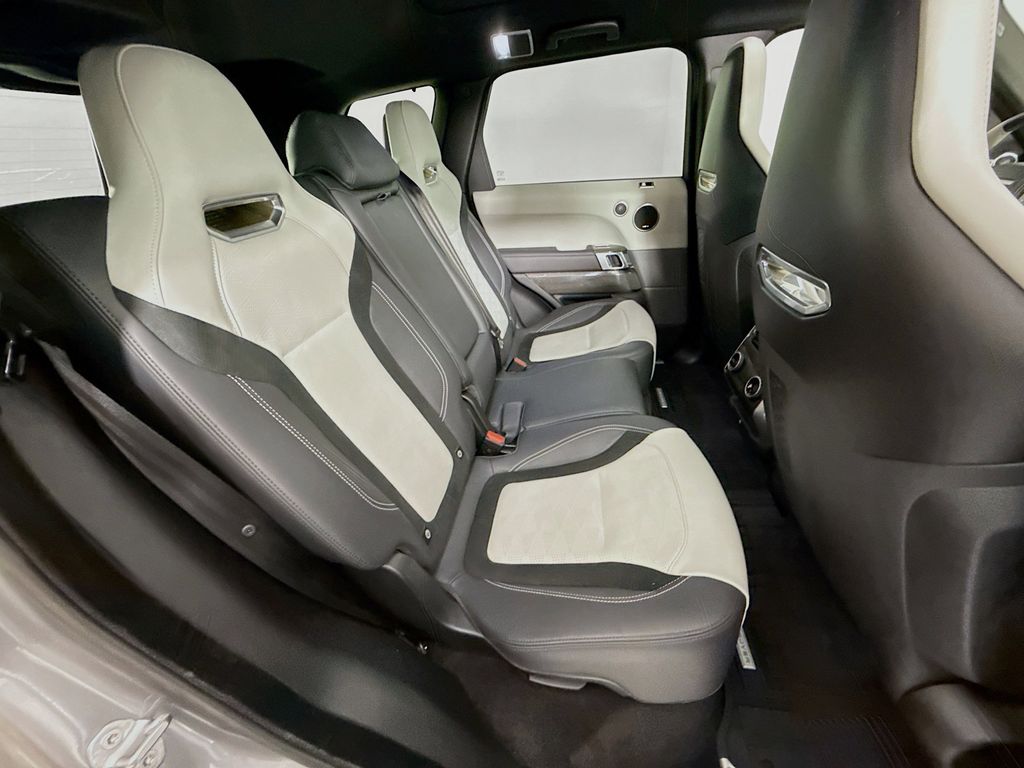 Thumbnail: 2022 Land Rover Range Rover Sport - 28