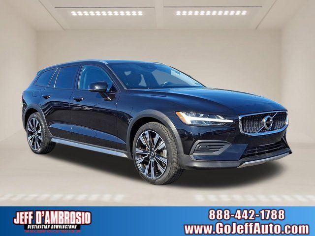 Onyx Black Metallic 2020 Volvo V60 Cross Country T5 AWD Wagon All-Wheel Drive Automatic