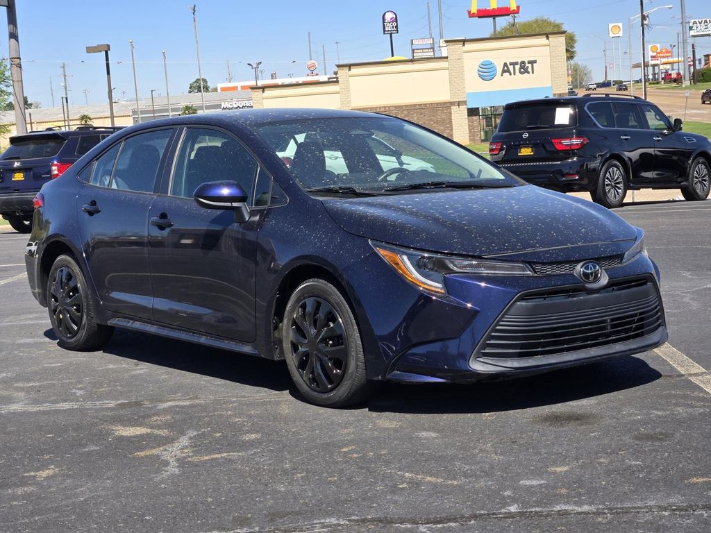2024 Toyota Corolla LE FWD