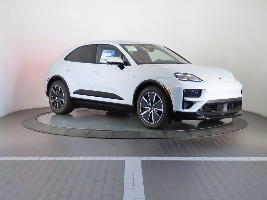 Thumbnail: 2025 Porsche Macan - 9