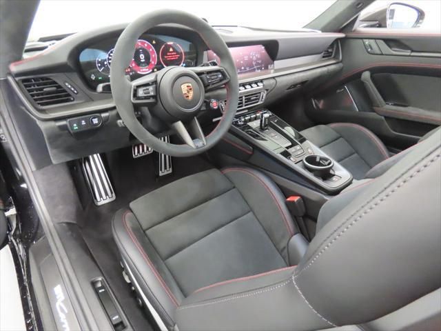 Thumbnail: 2026 Porsche 911 - 4