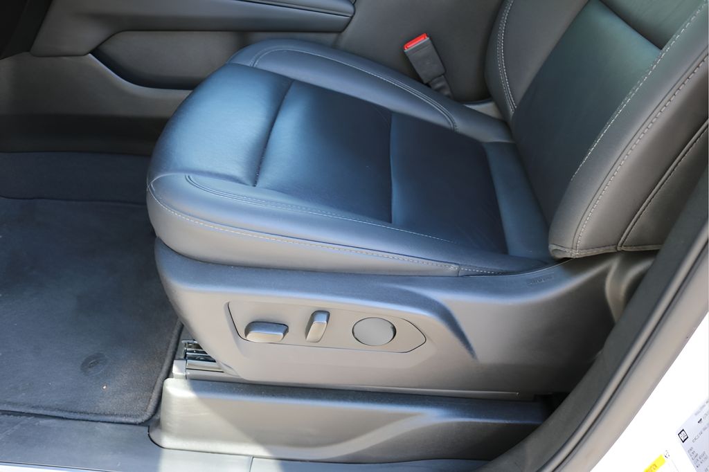 Used Car 2025 Chevrolet Tahoe  Lt For Sale Under $70,000 In Austin, Texas