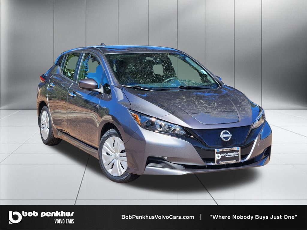 2025 Nissan Leaf S