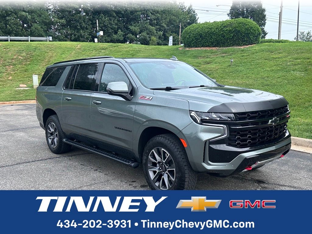 Silver Sage Metallic 2023 Chevrolet Suburban SUV / Crossover Four-Wheel Drive 