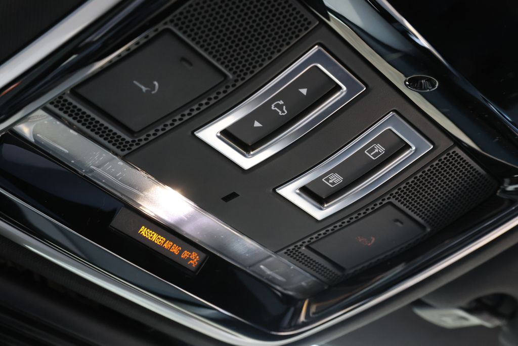 New 2026 White Land Rover S image 18