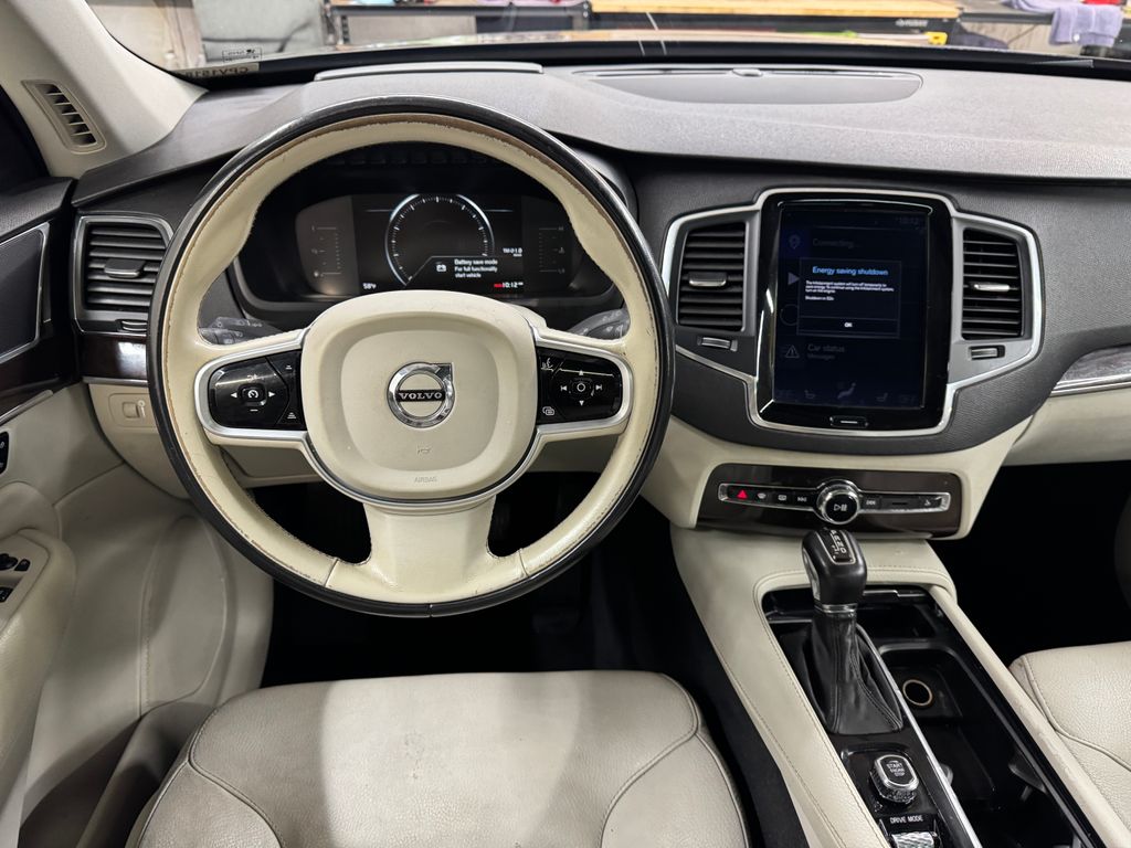 2019 Volvo XC90 T5 Momentum