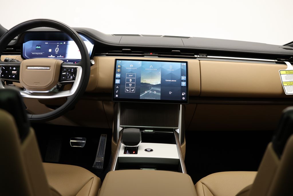 Thumbnail: 2026 Land Rover Range Rover - 15