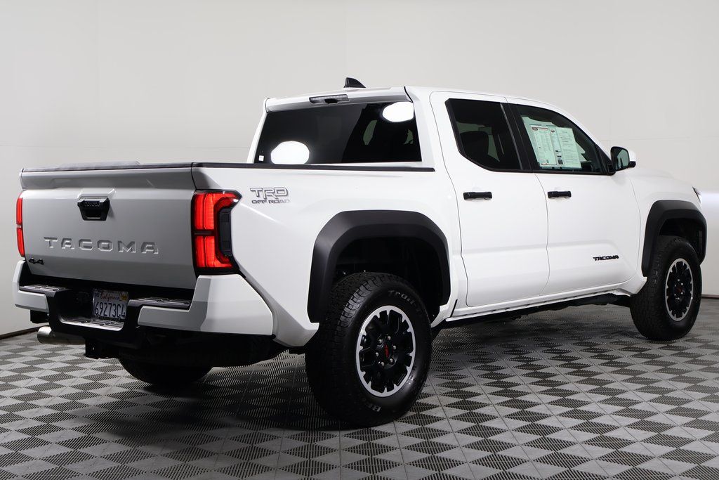 Thumbnail: 2025 Toyota Tacoma - 4
