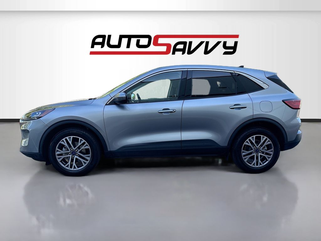 Used 2022 Silver Ford SEL image 4