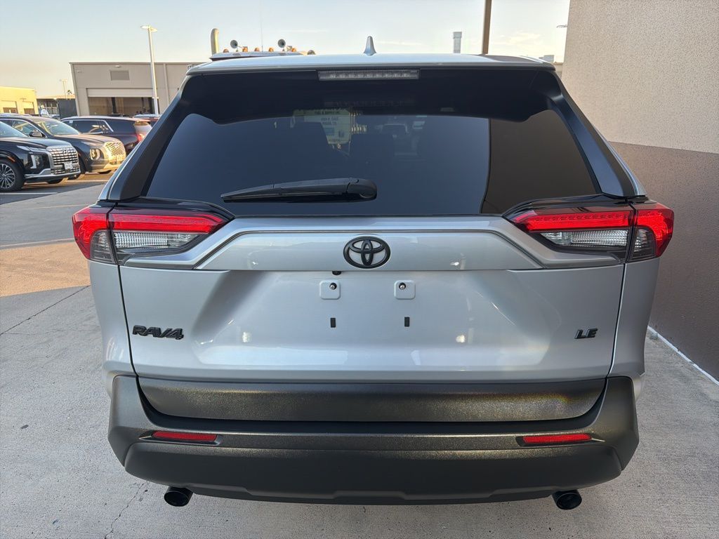 Thumbnail: 2023 Toyota RAV4 - 3