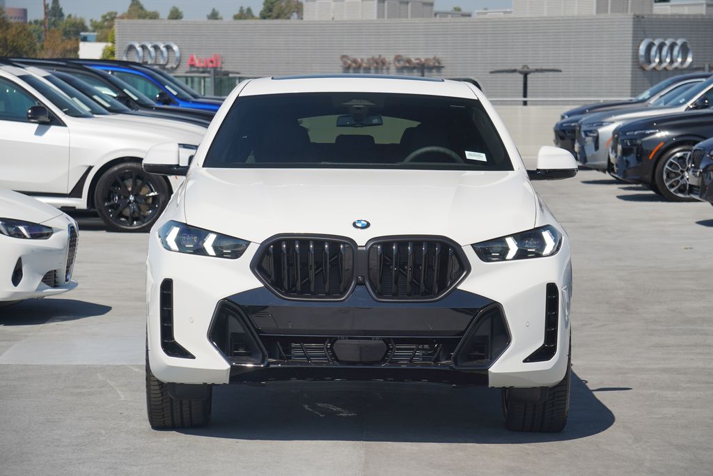 2025 BMW X6 xDrive40i 2