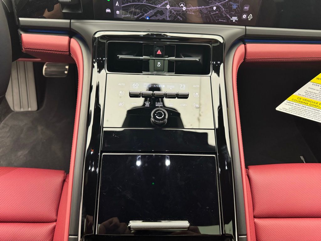 Thumbnail: 2025 Porsche Panamera - 29