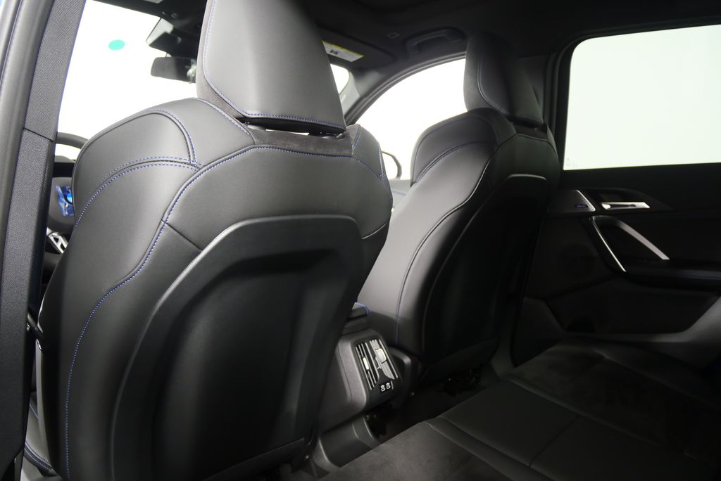 Thumbnail: 2025 BMW X1 - 15