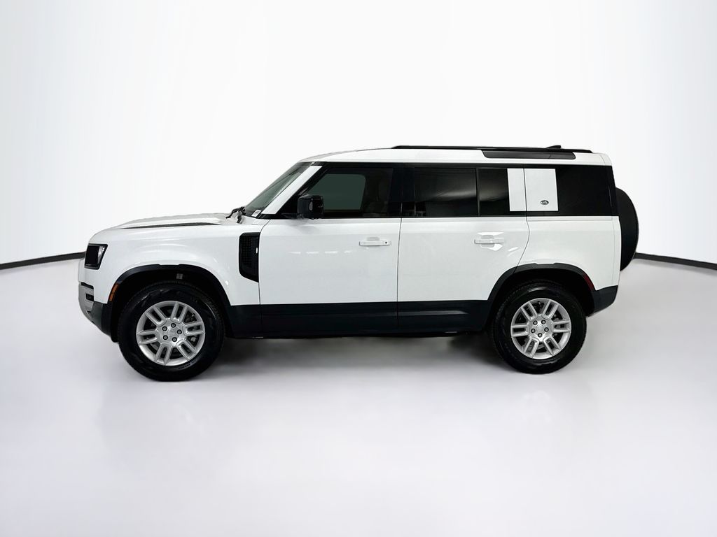 Thumbnail: 2023 Land Rover Defender - 8