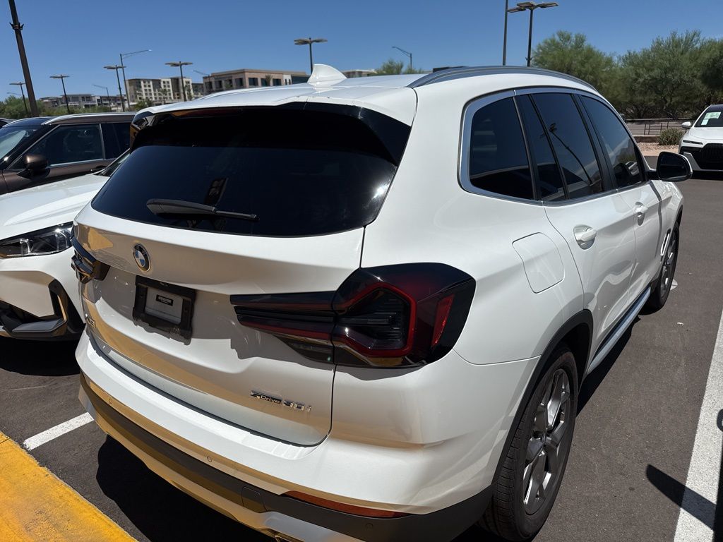 Thumbnail: 2022 BMW X3 - 3