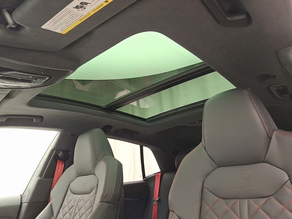 Thumbnail: 2026 Audi SQ8 - 9