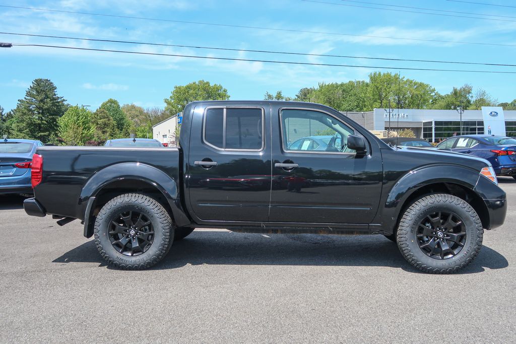 2020 Nissan Frontier Crew Cab SV 4x4