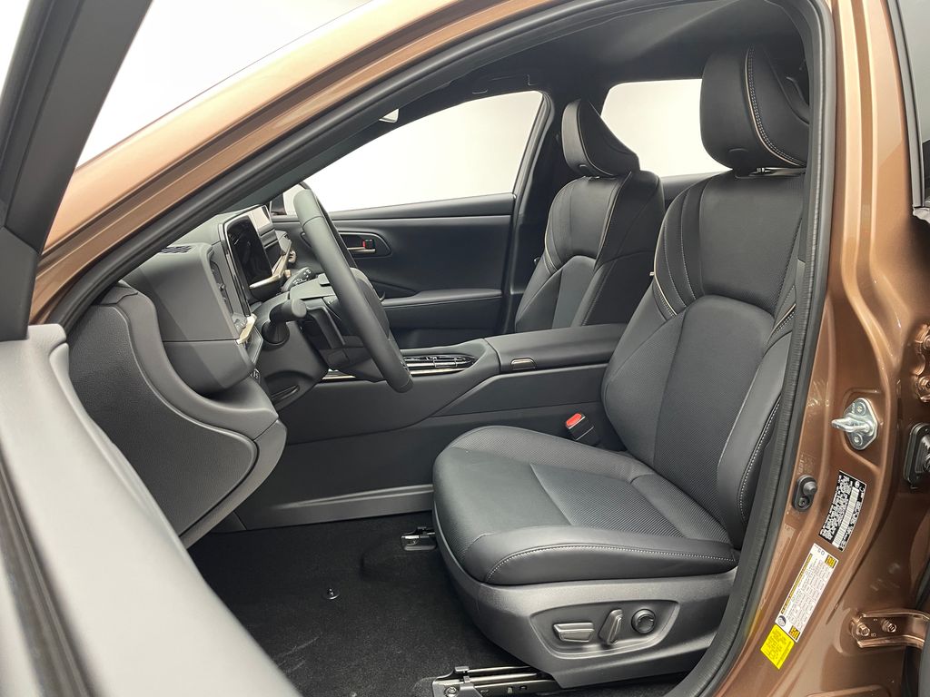 Thumbnail: 2026 Toyota Crown Signia - 13