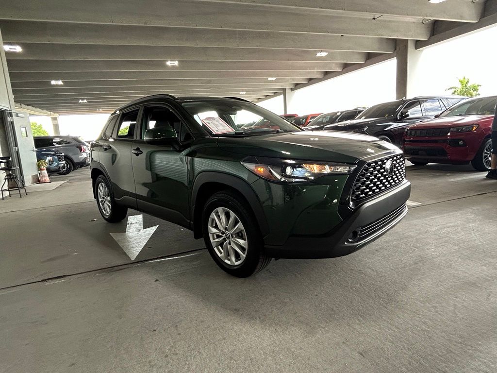 Used 2023 Cypress Toyota LE image 7