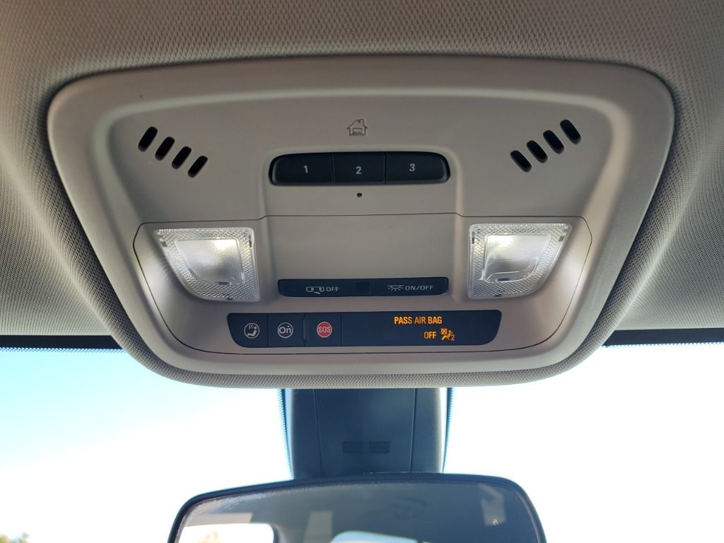 Used Car 2021 Chevrolet Traverse  Lt For Sale Under $25,000 In Austin, Texas