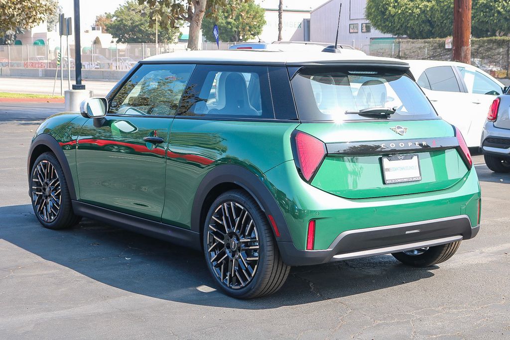 2025 MINI Cooper S  6