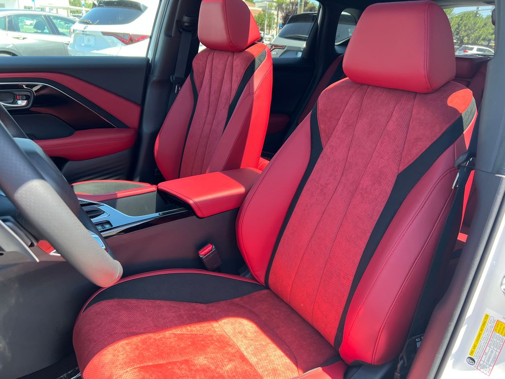 Thumbnail: 2025 Acura ADX - 15