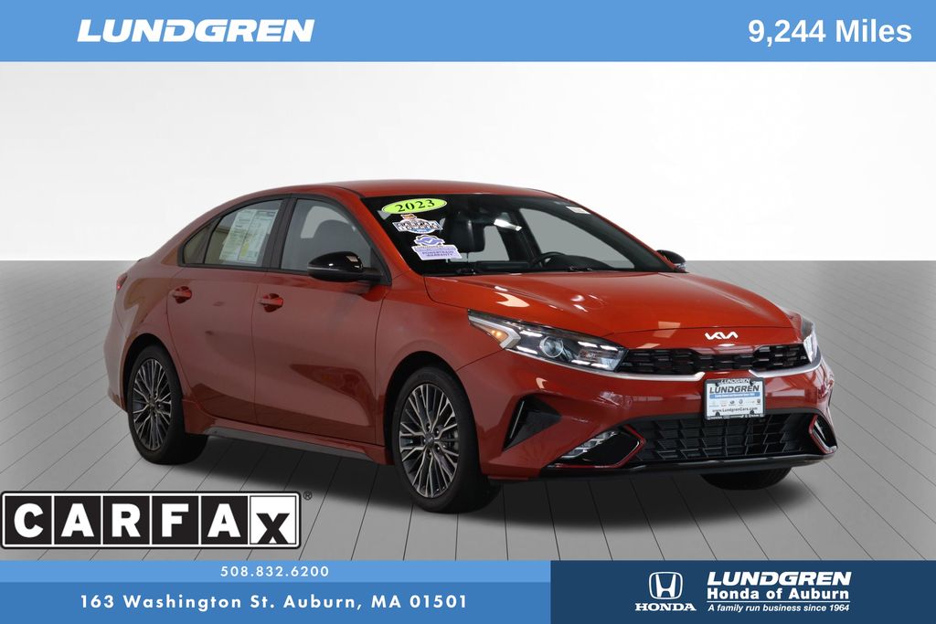 2023 Kia Forte GT-Line AT's photo