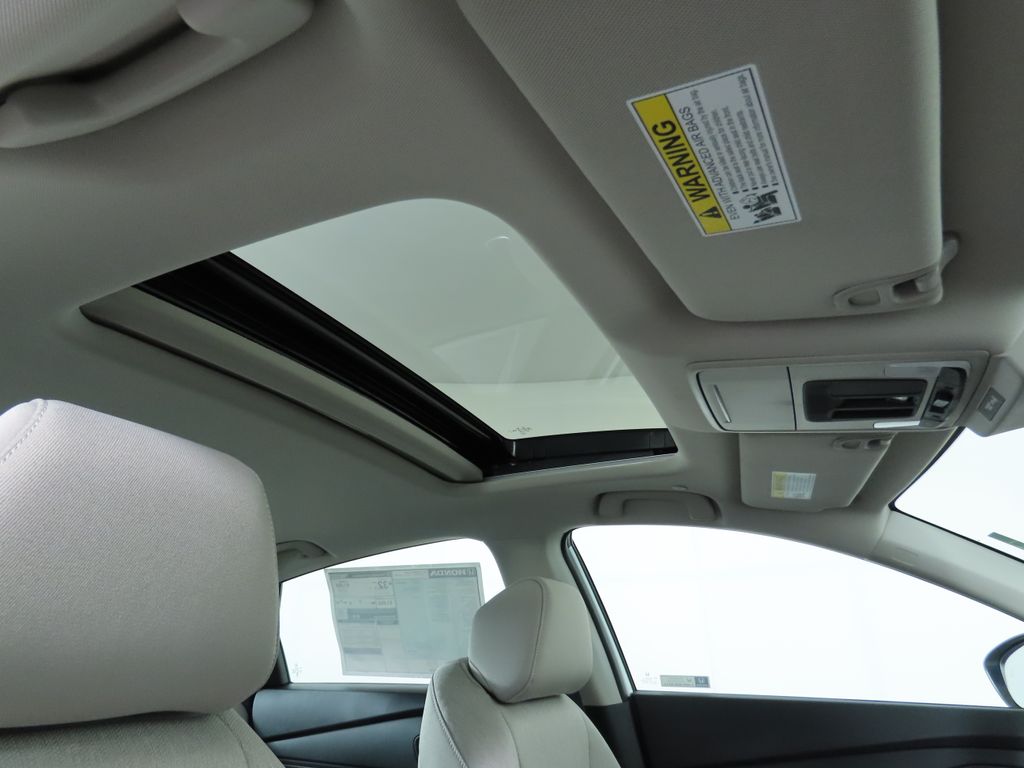 2025 Honda Accord SE 19
