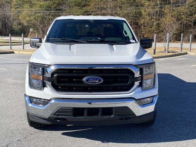 Used 2023 White Ford XLT image 2