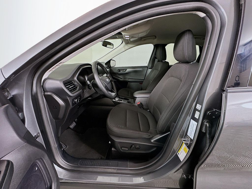 Thumbnail: 2024 Ford Escape - 21