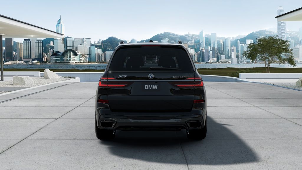 Thumbnail: 2027 BMW X7 - 32