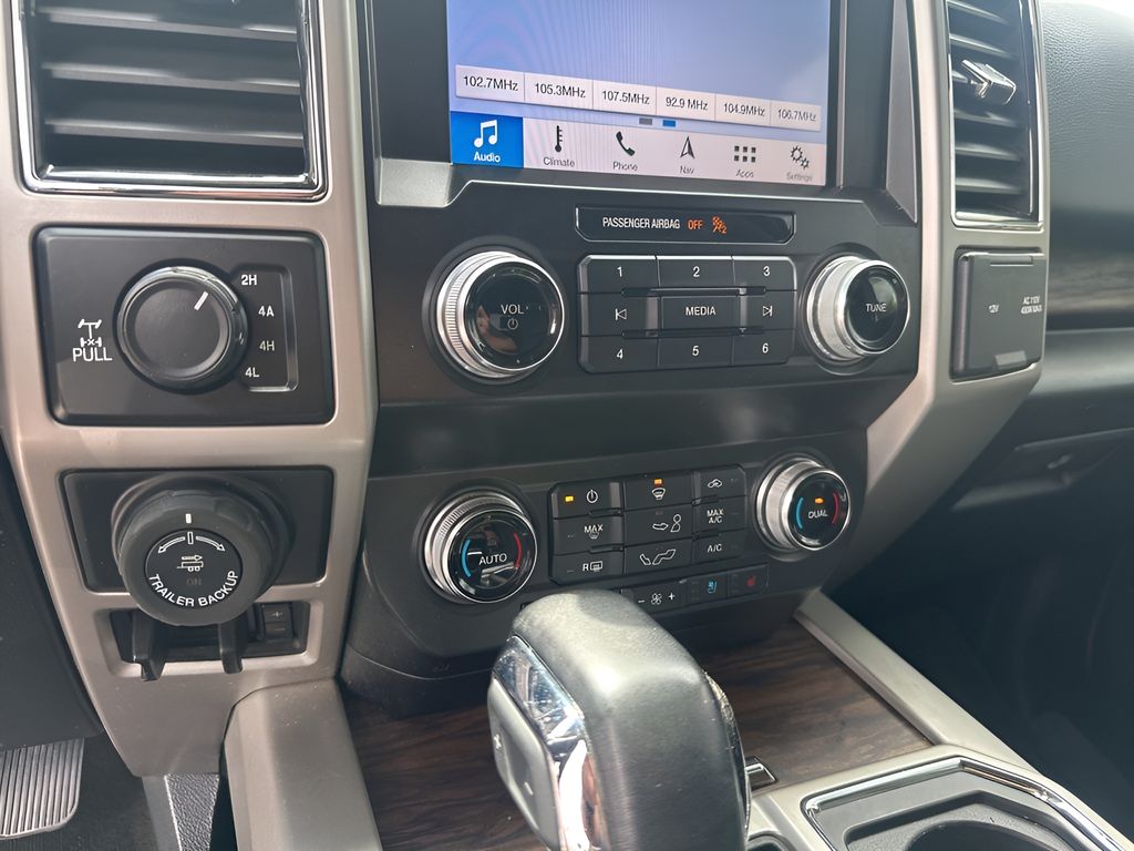 Used Car 2019 Ford F-150  Lariat For Sale Under $25,000 In Austin, Texas