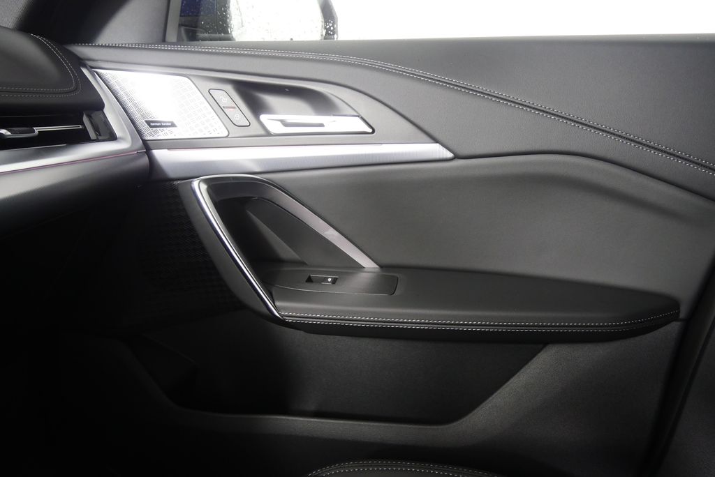 2025 BMW X1 xDrive28i 25