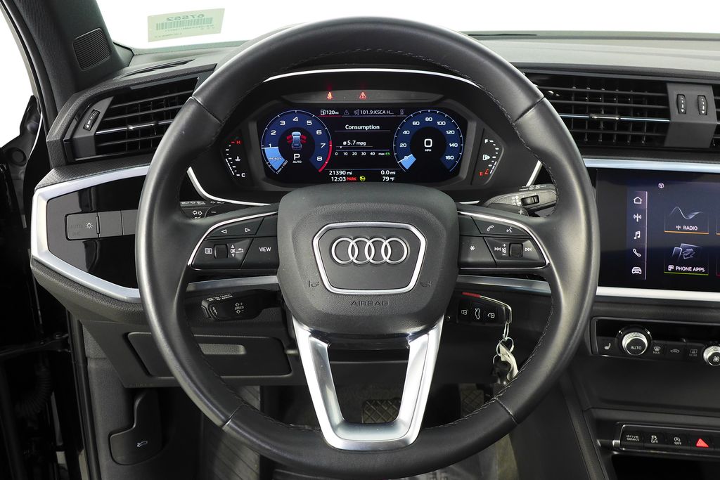 Thumbnail: 2022 Audi Q3 - 27