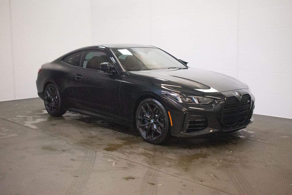 Black Sapphire Metallic 2026 BMW 4 Series M440i Coupe xDrive Coupe All-Wheel Drive 8-Speed Automatic