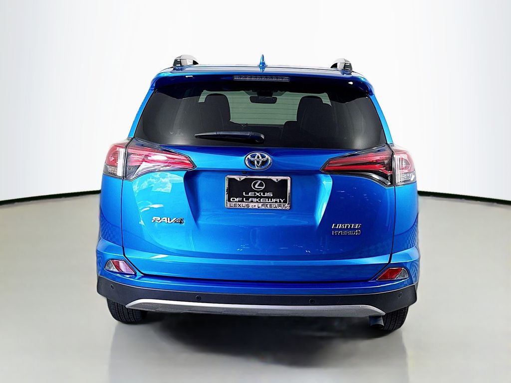 Thumbnail: 2018 Toyota RAV4 - 6