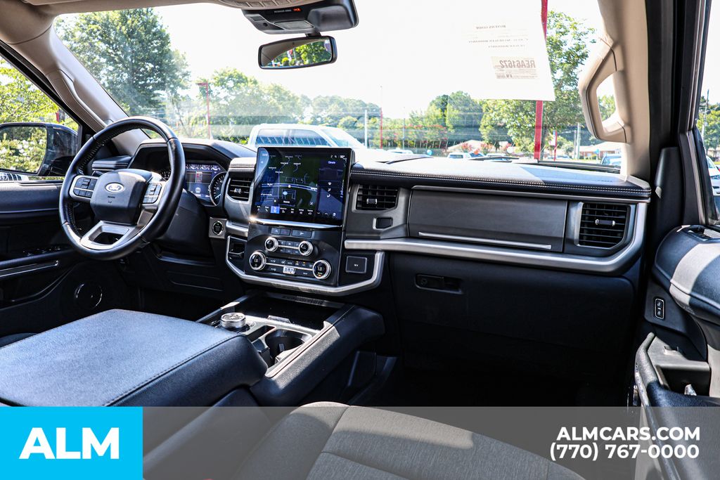 Used 2024 Black Ford XLT image 32