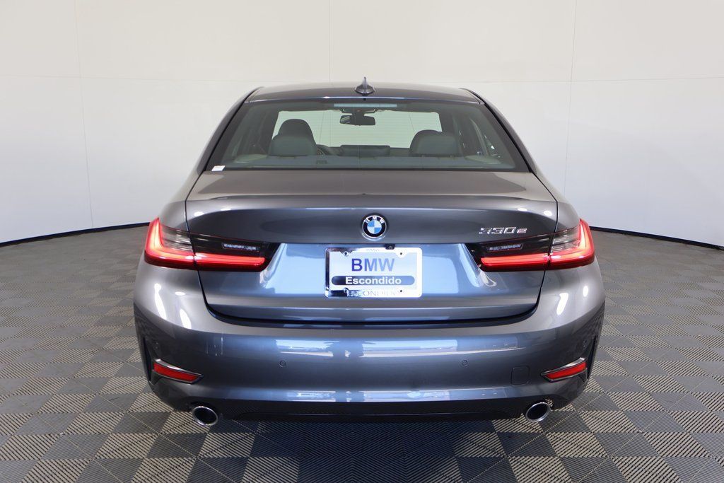 Thumbnail: 2021 BMW 3 Series - 5