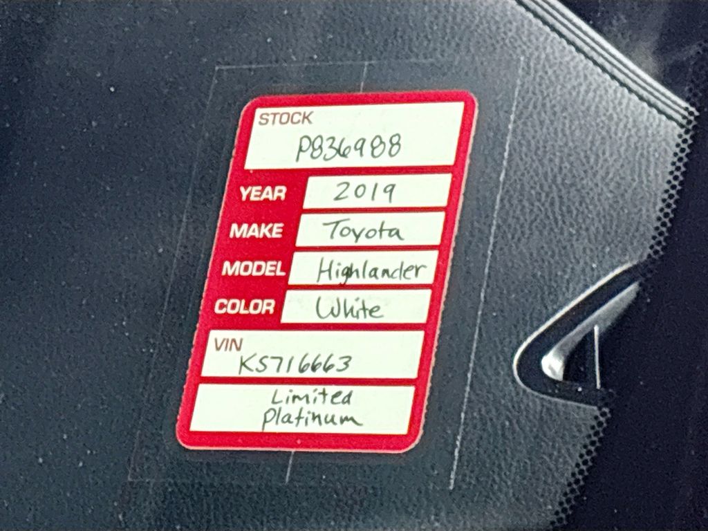 2019 Toyota Highlander Limited Platinum