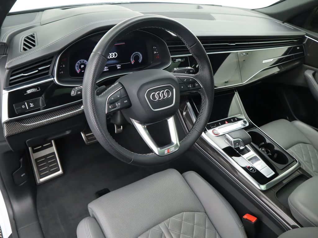 Thumbnail: 2022 Audi SQ8 - 9