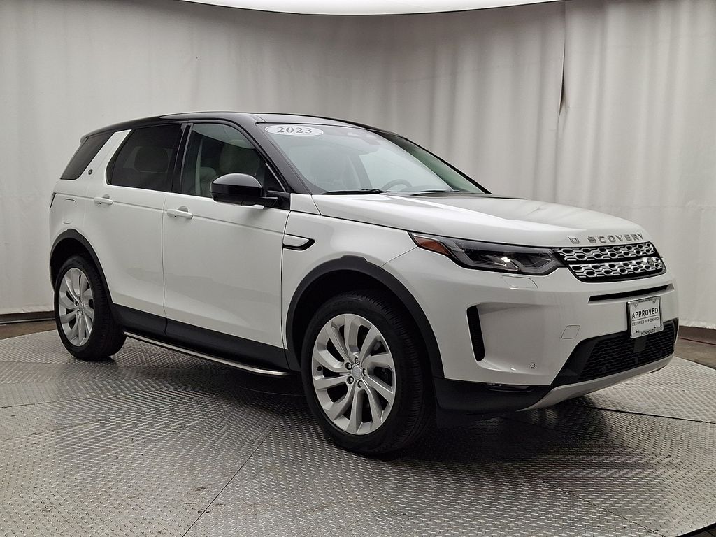 Thumbnail: 2023 Land Rover Discovery Sport - 3