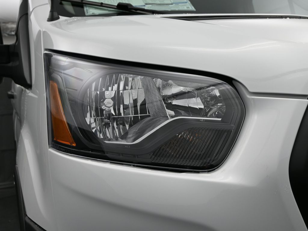 2025 Ford Transit 350