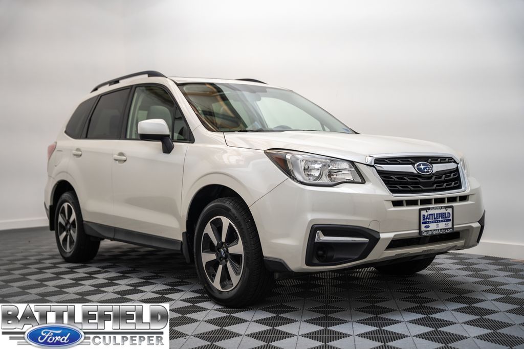 Crystal White Pearl 2017 Subaru Forester SUV / Crossover All-Wheel Drive Continuously Variable Transmission