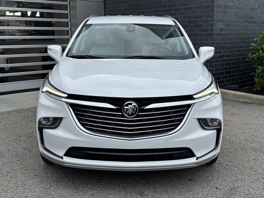 Used 2023 White Buick Essence image 2